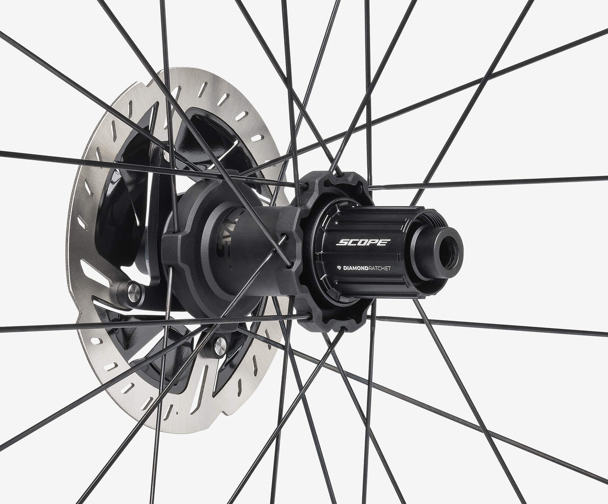 Paire de Roues SCOPE BLANC RACE 30 DISC à Pneus (Center Lock)