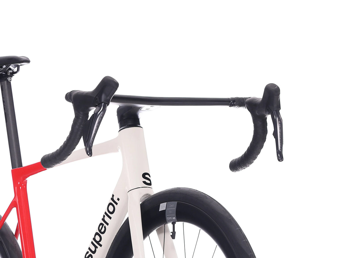 VÉLO DE ROUTE SUPERIOR RR 9.8 CARBON Gloss Red / White 2025