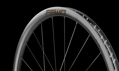 PAIRE DE ROUES RYOT 33 - TLR Disque - FFWD / Sram XDR ET Shimano HG  New 2025