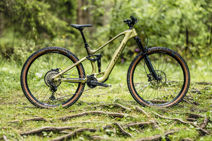 Stevens E-Maverick AM 7.4.3 – VTT électrique léger carbone