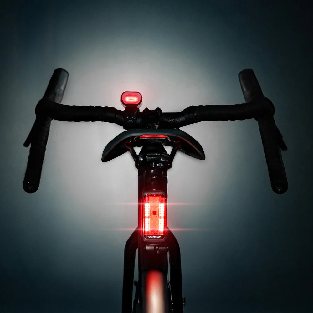Lezyne Radar React System – pack éclairage vélo avant et arrière avec radar