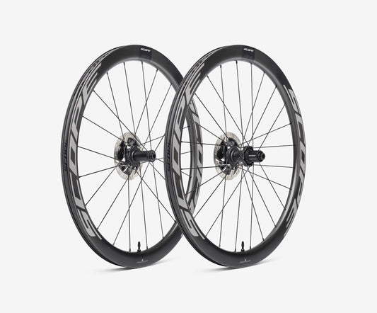Paire de Roues SCOPE BLANC  RACE 57  DISC à Pneus (Center Lock)