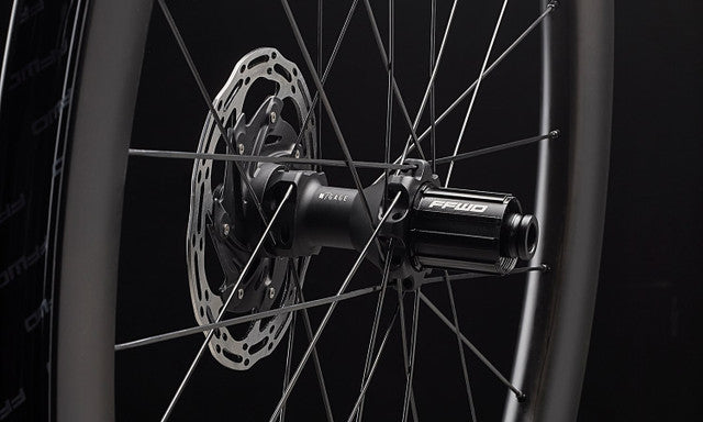 PAIRE DE ROUES RYOT 55 TLR Disque FFWD / Sram XDR ET Shimano HG  New 2025