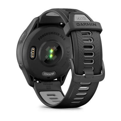 Forerunner 265 noire avec bracelet en silicone noir/gris